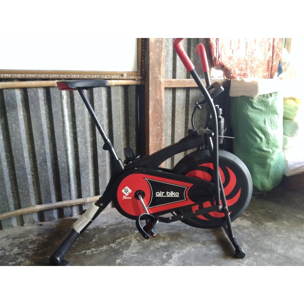 Ảnh BG Xe đạp tập thể dục tay chân kết hợp 8701 RED thiết kế mới 2