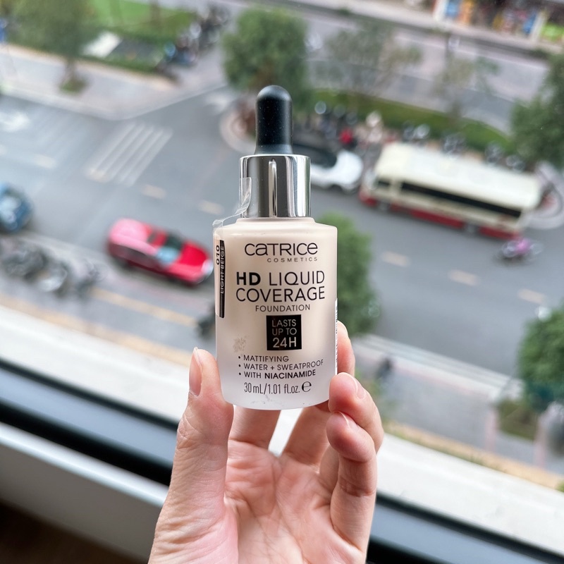 Kem Nền Catrice Hd Liquid Coverage 