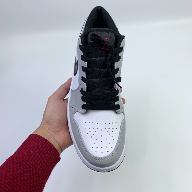 (Hàng S.Cấp tặng bok bảo vệ +vớ+quà) Giày thể thao,sneakers J.D low xám đen nam nữ đế chống trơn thoáng khí B 128