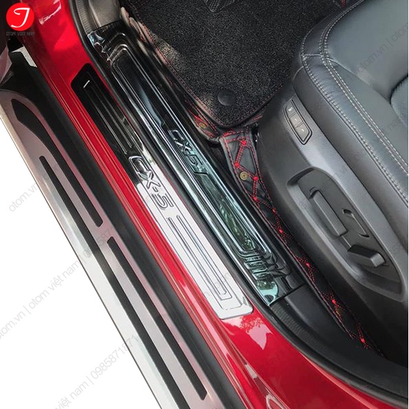 Ốp bậc cửa xe Mazda Cx5 2018-2025, Nẹp bước chân Chất liệu hợp kim Titan, Chống xước chống trơn