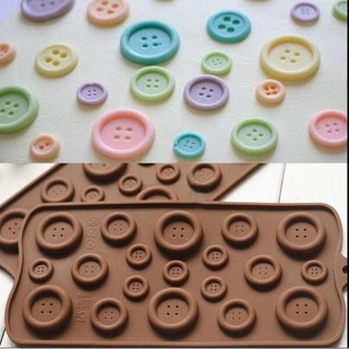 Khuôn Silicone Tạo Hình Nút Áo Làm Bánh Kẹo,chocolate