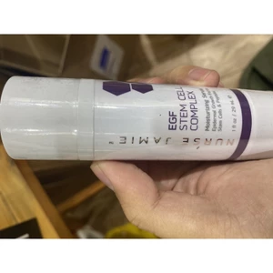 EGF Botanical Complex - Nurse Jamie Phức hợp thực vật EGF là một loại huyết thanh dưỡng ẩm nhẹ nhưng mạnh mẽ có chứa