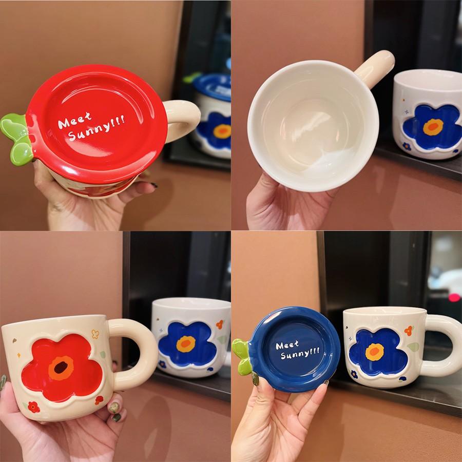 Cốc Sứ Hoa Cúc Có Nắp Kèm Thìa – Ly Cafe Văn Phòng Tặng Kèm Bông Hoa – Quà Tặng Sang Trọng
