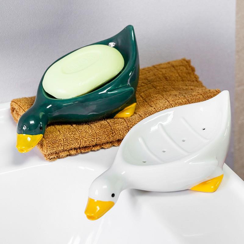 Khay Xà Phòng Sứ Không Tích Nước Hình Con Vịt Dễ Thương – Đựng Bồn Rửa Mặt, Nhà Tắm Tiện Ích