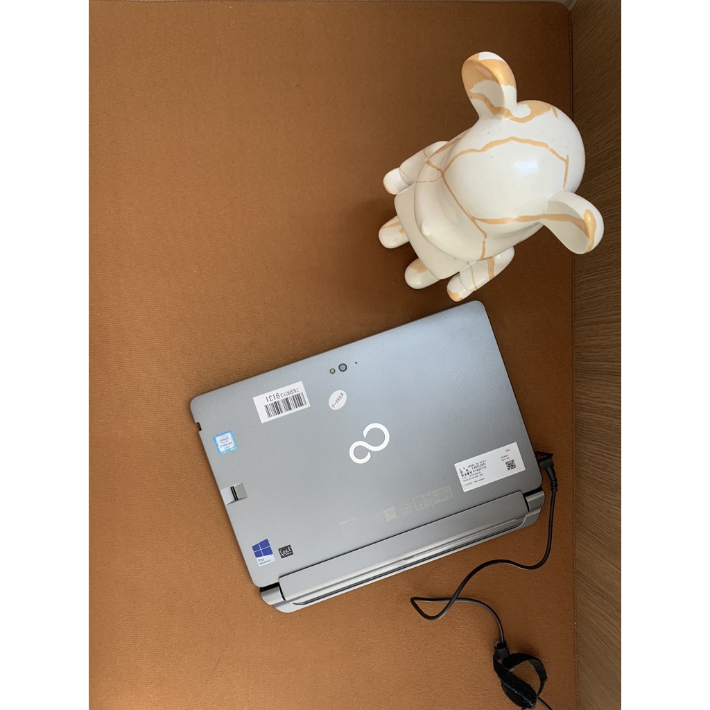 送料無料 保証付 日本製 11.6型 タブレット 富士通 Q616/N 中古良品 第