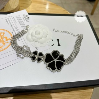 Vòng chocker đá hoa đen sang chảnh, đính hạt lấp lánh