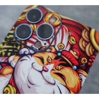 Tấm dán Skin Mặt Sau Mèo Thần Tài M08 FULL VIỀN Dành Cho 14prm,13prm , 12prm , 11prm , ip11 , ip12 , ip13 - FukiShop