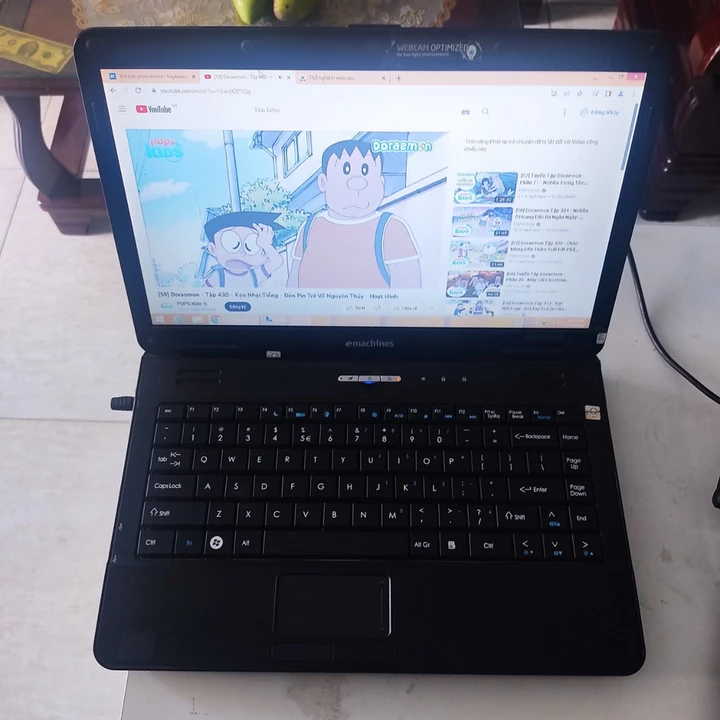 Laptop Emachine D525 win8.1 ram 3g dùng cho giải trí, học tập, văn phòng bảo hành 1 năm