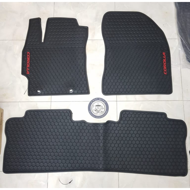 Thảm lót sàn ô tô Toyota Corola Altis 2015- 2021, bộ trải sàn cao su PVC đúc, không mùi dễ dàng vệ sinh giá tốt