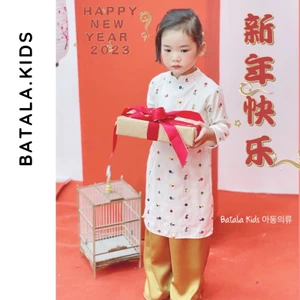 Áo dài Tết cho bé Batala Kids, Áo dài cách tân cao cấp hoạ tiết HOA NHÍ dễ thương cho bé từ 10-25kg
