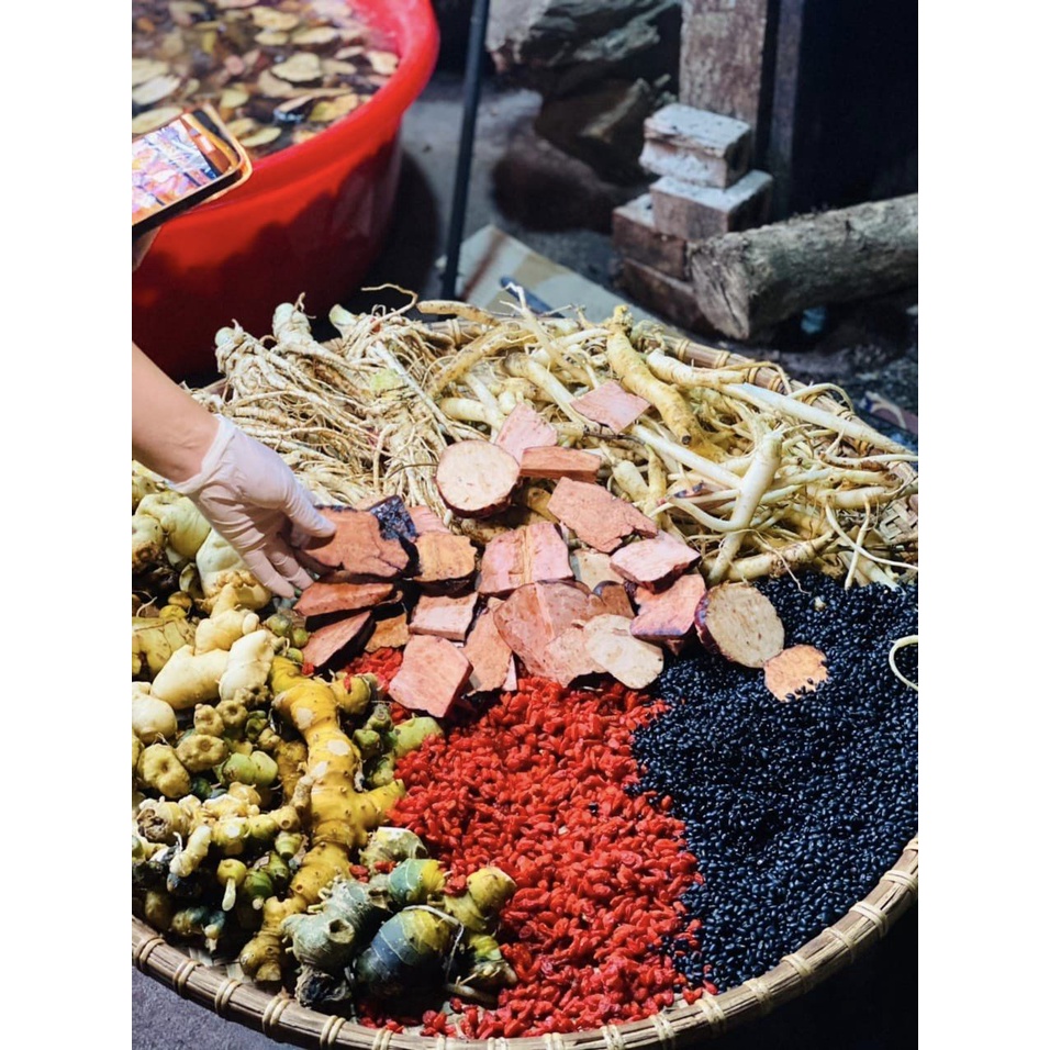 [Lọ 100gr] Cao Hà Thủ Ô Đỏ - Hỗ trợ chứng rụng tóc, tóc bạc sớm, Bồi bổ cơ thể, Tăng cường sinh lực cho nam giới
