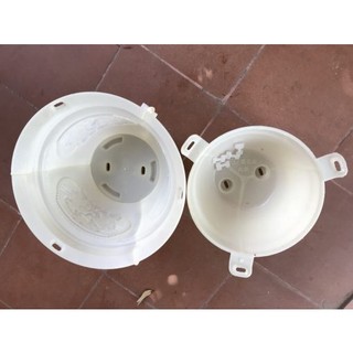 Khuôn chậu tròn rộng 32 cm mẫu tùng cúc mai