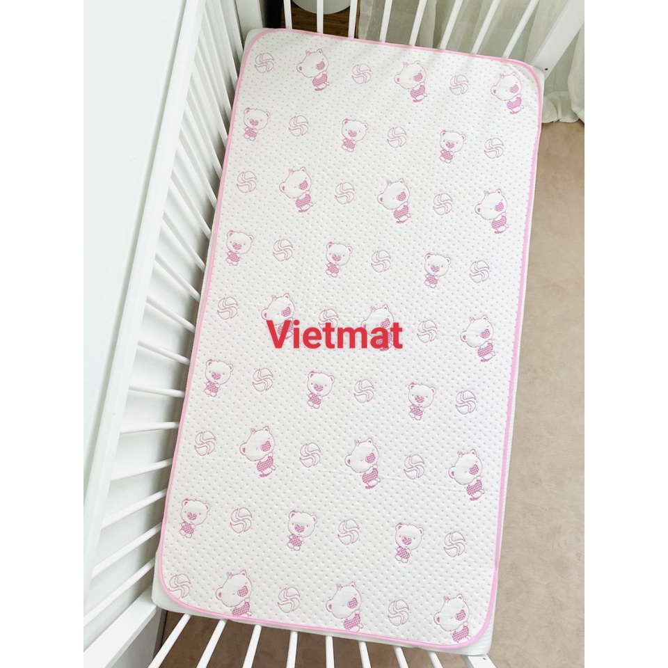 Ảnh Size 70x100cm tấm lót chống thấm cho bé Vietmat mềm êm, thoáng mát, không nóng bí lưng, giặt máy 3