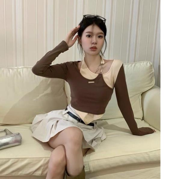 Áo Kiểu Tay Dài Nữ Phối Màu Cổ Yếm Thiết Kế Phối Xích Độc Đáo Phong Cách Hàn Quốc - AO071