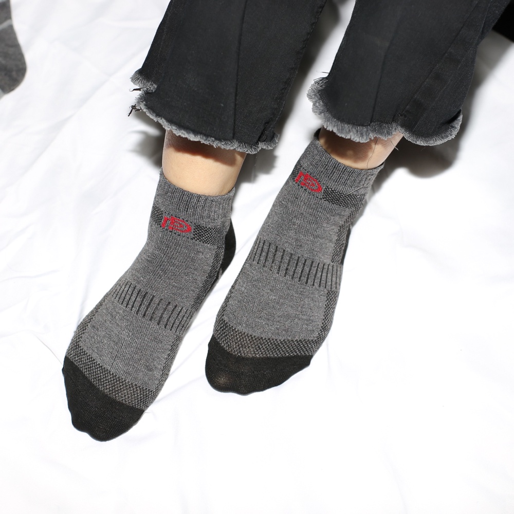 Tất vớ cổ ngắn nam nữ chất liệu cotton co giãn 4 chiều dễ phối đồ - Ekiu Shop
