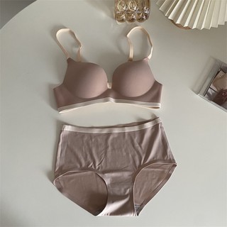 Bộ Áo Ngực Không Gọng 3 / 4 Cup + Quần Lót Nâng Ngực Màu Sắc Tương Phản Thân Thiện Với Làn Da Dành Cho Bạn Nữ