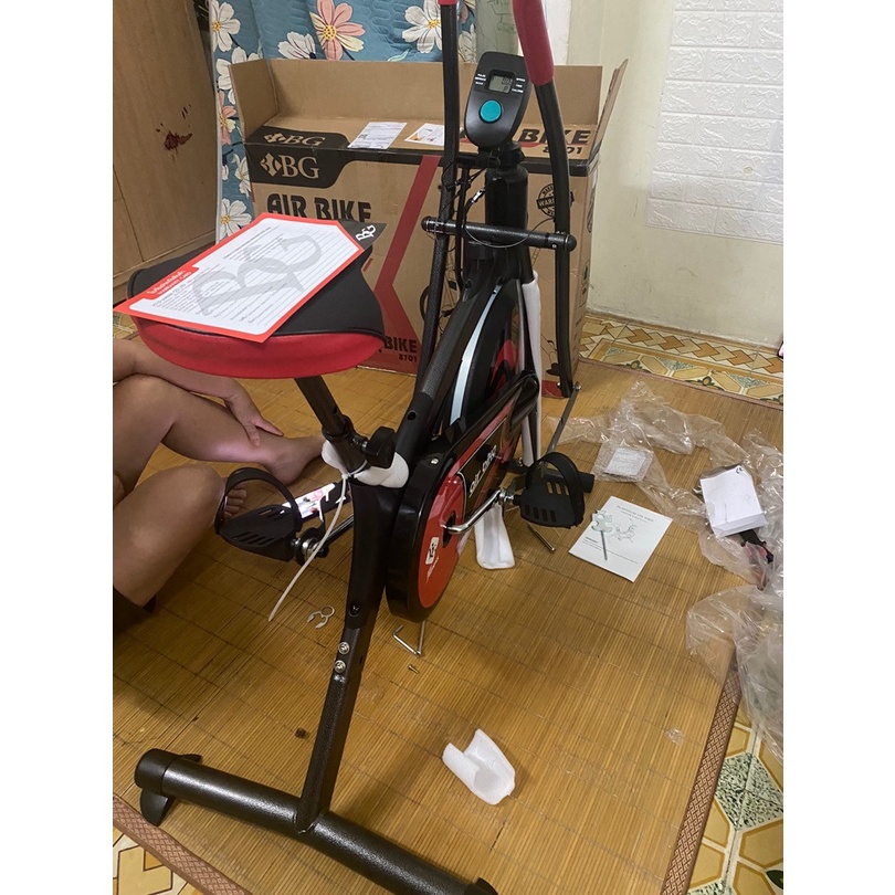 Ảnh BG Xe đạp thể dục thể thao kết hợp tay chân 8701 Red thiết kế mới 2025 4