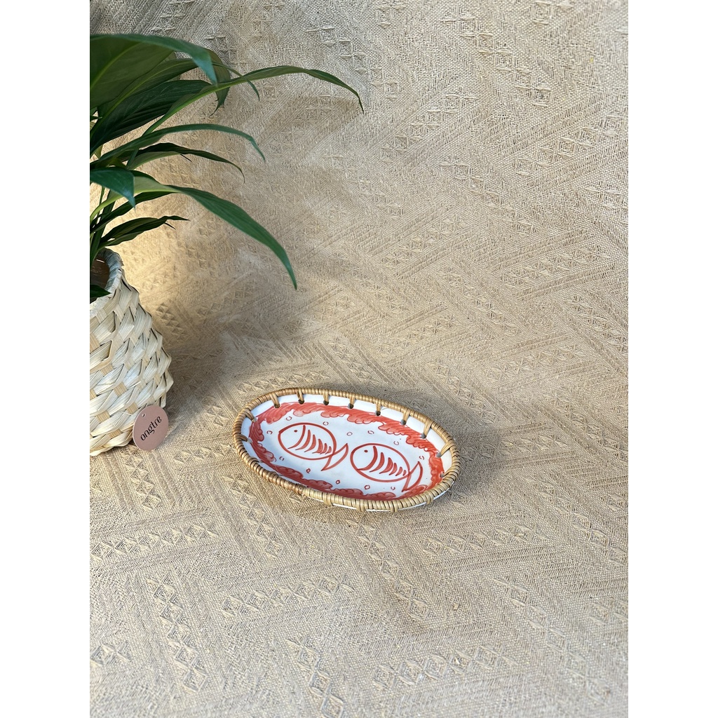 Đĩa sứ viền mây tre đan tay ONGTRE trang trí tiệc, decor, đựng đồ, mẫu độc đáo - OTS1 (mẫu ngẫu nhiên)