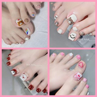 Mẫu nail chân luôn luôn được cập nhật với những thiết kế mới nhất, độc đáo và đầy ấn tượng. Hãy xem ảnh để khám phá những mẫu móng chân tuyệt đẹp và sáng tạo nhất nhé!