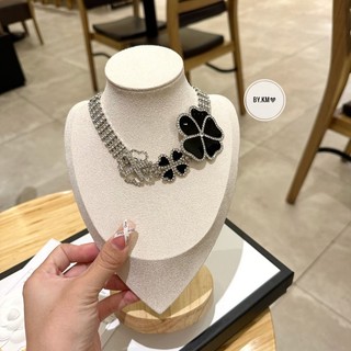 Vòng chocker đá hoa đen sang chảnh, đính hạt lấp lánh