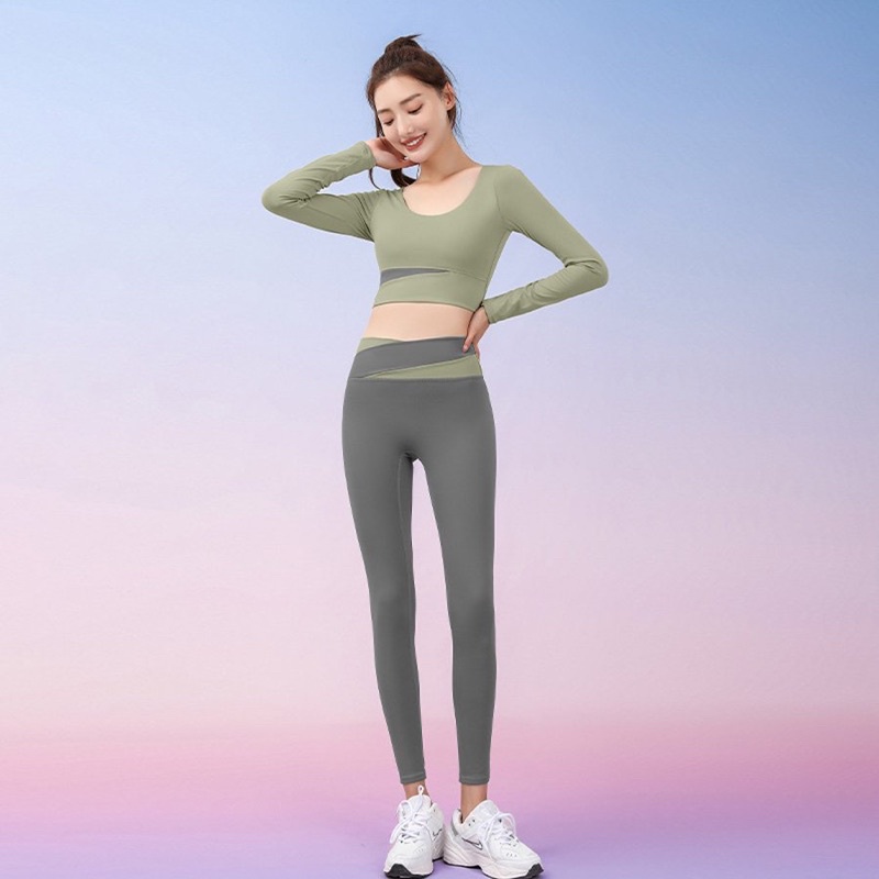 Bộ Quần Áo Tập Gym,Yoga,Áo Croptop Tay Dài Tập Gym Yoga Cao Cấp