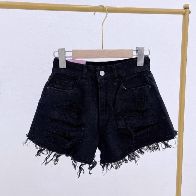 Quần short jean nữ trắng vải denim lai tua rách cá tính, dễ phối đồ AnNgo - AT222