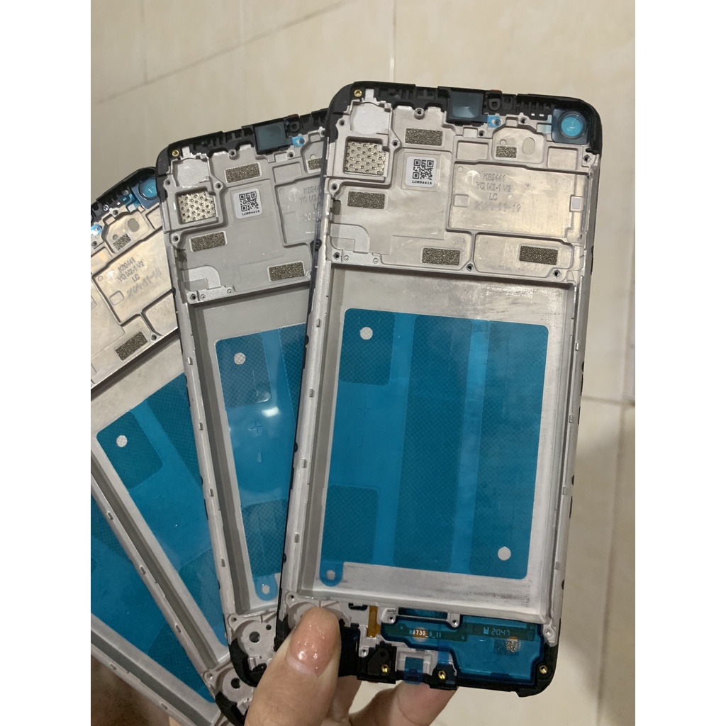 Blacket Vsmart Joy 4, khung sườn màn hình cho điện thoại Vsmart Joy 4