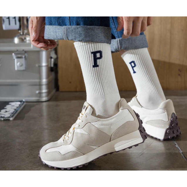 Vớ Tất cổ cao Unisex chữ P, T phong cách thể thao, trẻ trung và năng động.