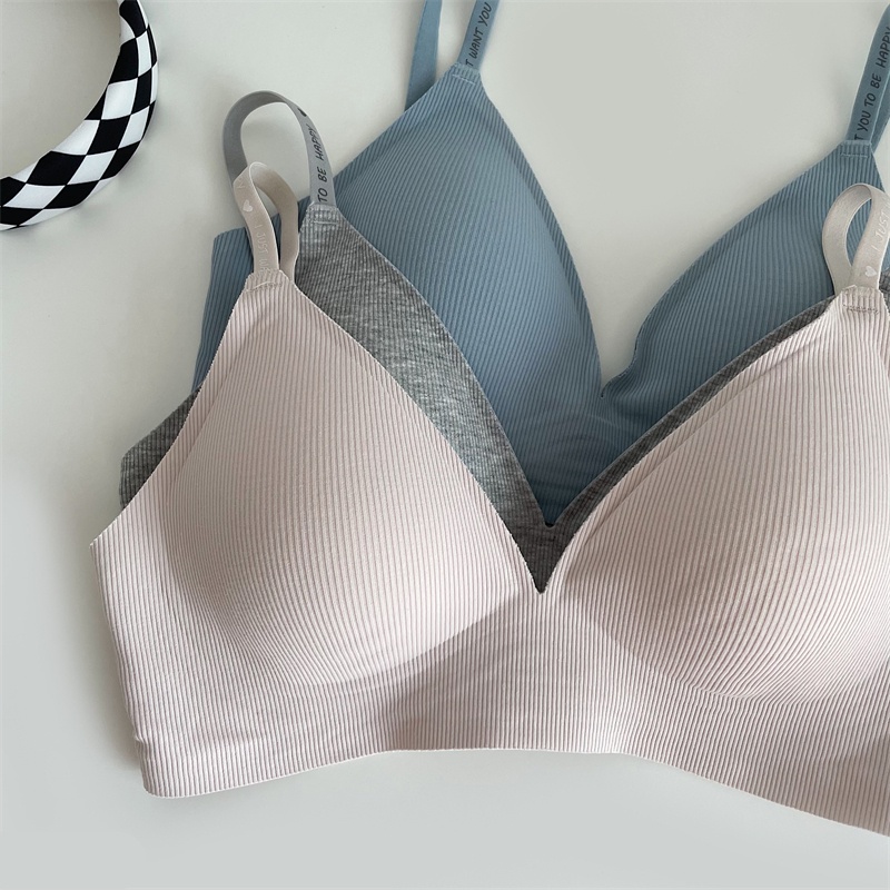 Áo Ngực Không Gọng 3 / 4 cup Mỏng Nâng Ngực Mềm Mại Không Đường May Size s-xl Thời Trang Cho Nữ