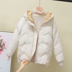Áo khoác có đệm xuống nữ Phong cách Hồng Kông Áo khoác đệm rộng Phong cách mới Mùa đông Phiên bản Hàn Quốc Áo khoác đệm ngắn dày — ảnh 3