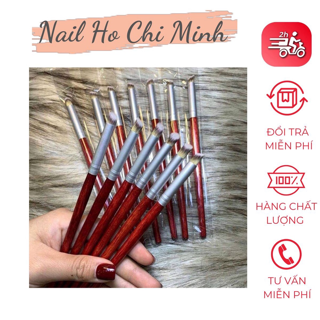 Cọ ombre cán gỗ đầu xiên, chất lông mềm mại dễ tán màu
