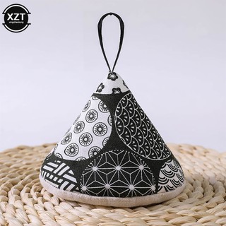 Găng tay cách nhiệt tam giác chống bỏng mũ nồi và bịt tai nồi nhà bếp tay cầm nồi hầm sắt găng tay cách nhiệt