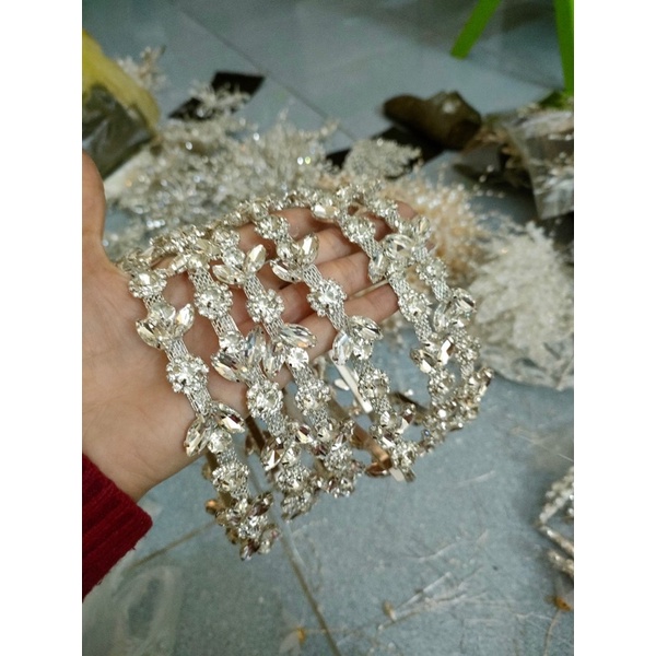 bờm cài tóc cô dâu lấp lánh|PHUKIENCUOIYENLINH