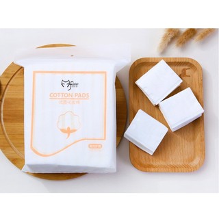 Bông tẩy trang 1 túi 222 miếng Ova cotton pad 3 lớp, chất liệu từ xơ bông tự nhiên