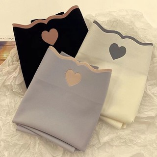 Quần lót nữ đúc su thun lạnh viền sóng uốn lượn hình tim Quần Lót Lụa Lạnh Hình Tam Giác Lưng