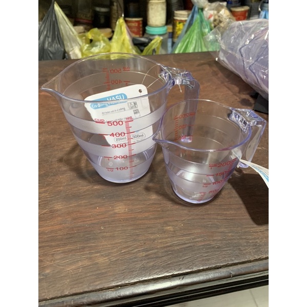 Ca Đong Định Lượng HaSu Chia Vạch Mica Trong Dung Tích 200ml , 500ml Dùng Trong Pha Chế Nấu Ăn