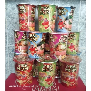 Thùng 12ly mì yesmom có xúc xích 4vị (tôm, bò, sườn, hủ tiếu mì) 79.2gr x 12ly
