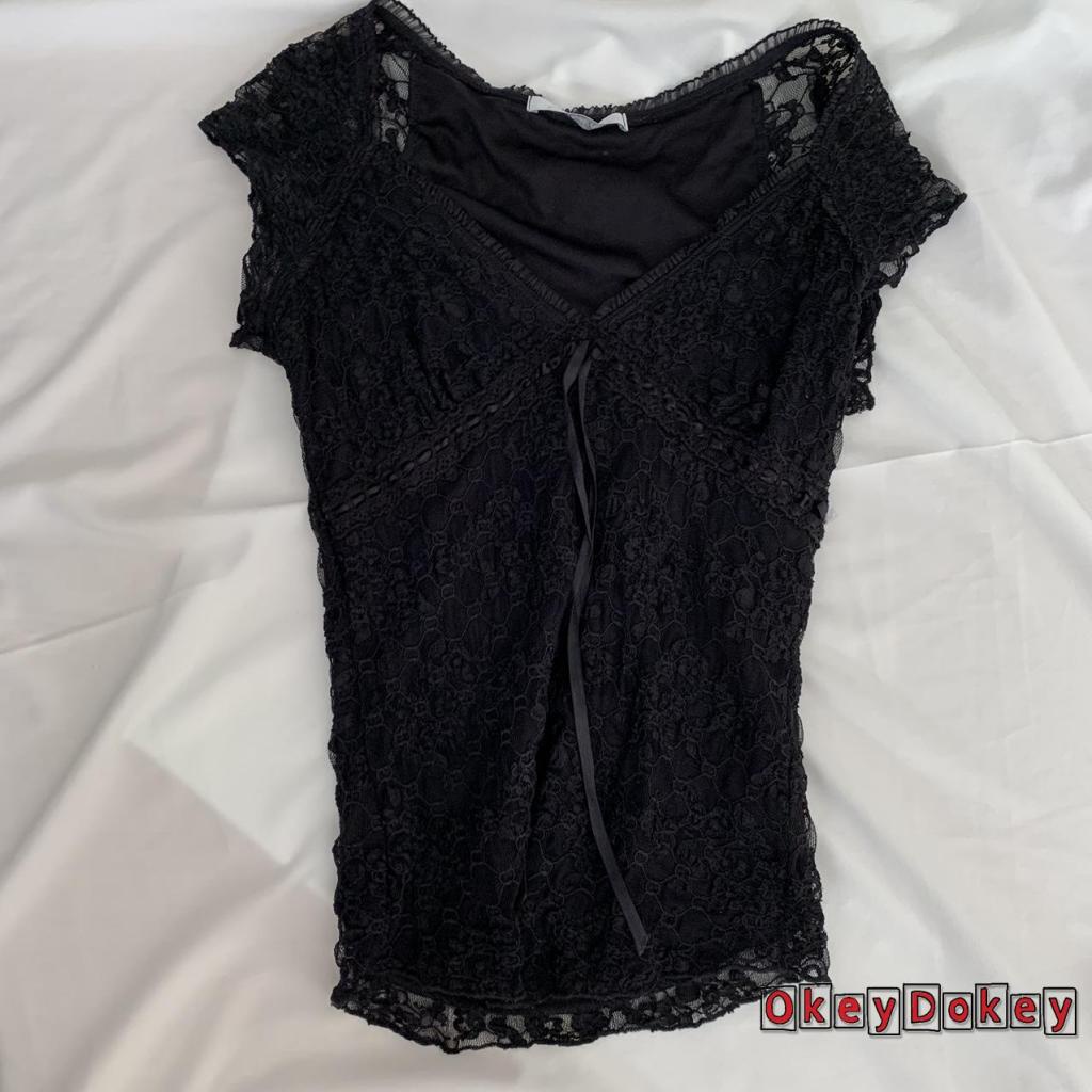 Áo Crop Top y2k Cổ Chữ V Phối Ren Phong Cách Lolita Ngọt Ngào Cho Nữ