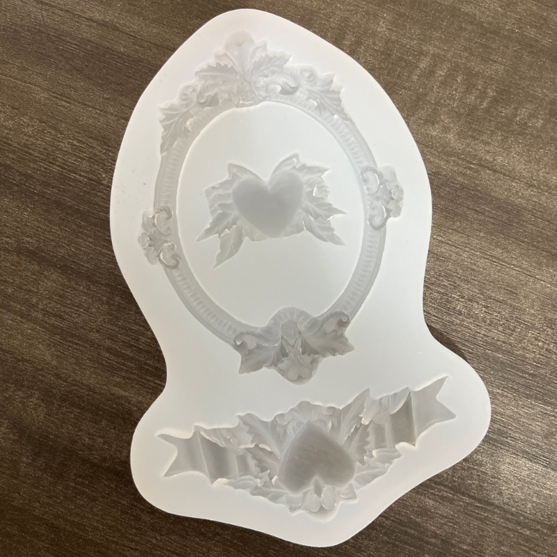 Khung Ảnh Trái Tim DIY từ Nhựa và Silicone - Tự Tạo Mặt Dây Chuyền & Móc Khóa