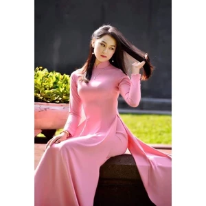 áo dài truyền thống màu hồng pintet đáng yêu