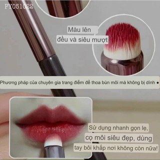 Cọ tán son môi