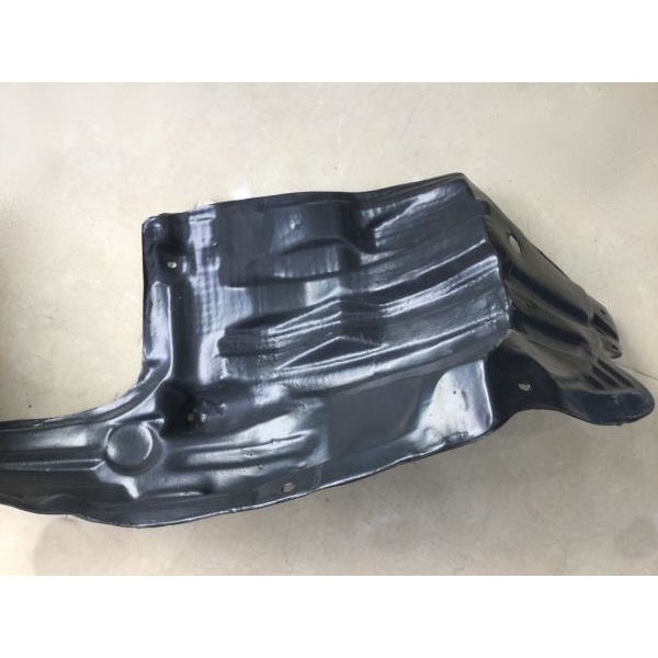 Chắn bùn lòng dè trước xe Toyota Innova 2005 đến 2021. Đủ các đời xe