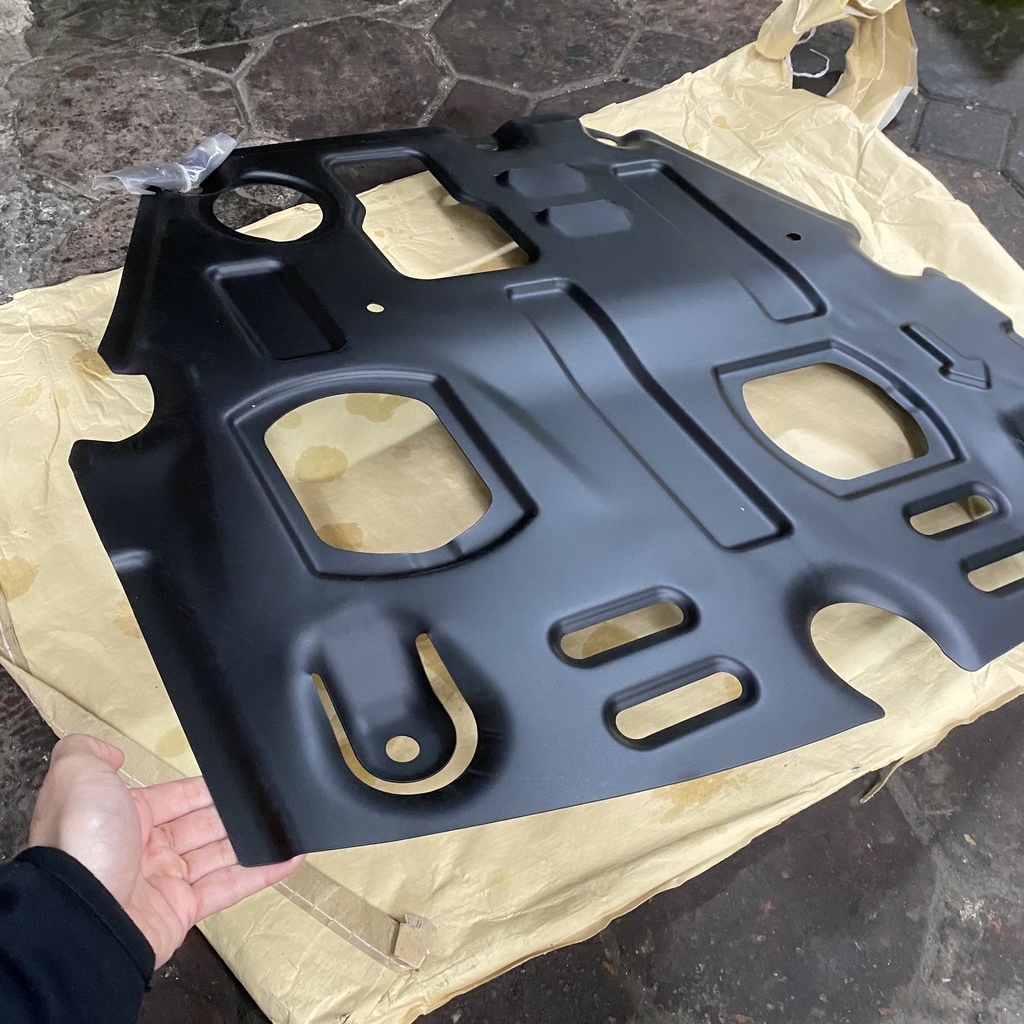 Tấm chắn gầm máy Hyundai Tucson 2022-2024, Chắn gầm máy kim loại Chống đá văng, bùn đất. Có ốc đi kèm tự lắp đặt