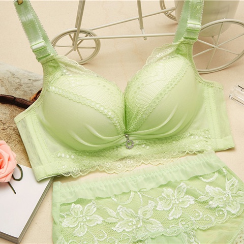 Set Áo Lót Nâng Ngực Không Dây 5CM + Quần Lót Đan Lát Phối Ren Quyến Rũ