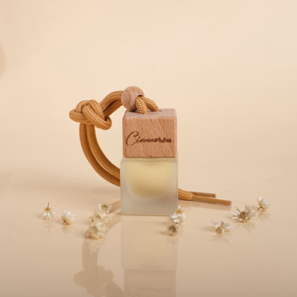 Tinh Dầu Nước Hoa Treo Xe / Tủ Quần Áo Letitia Hương Cinnamon (Quế) Giúp Khử Mùi, Chống Say Xe