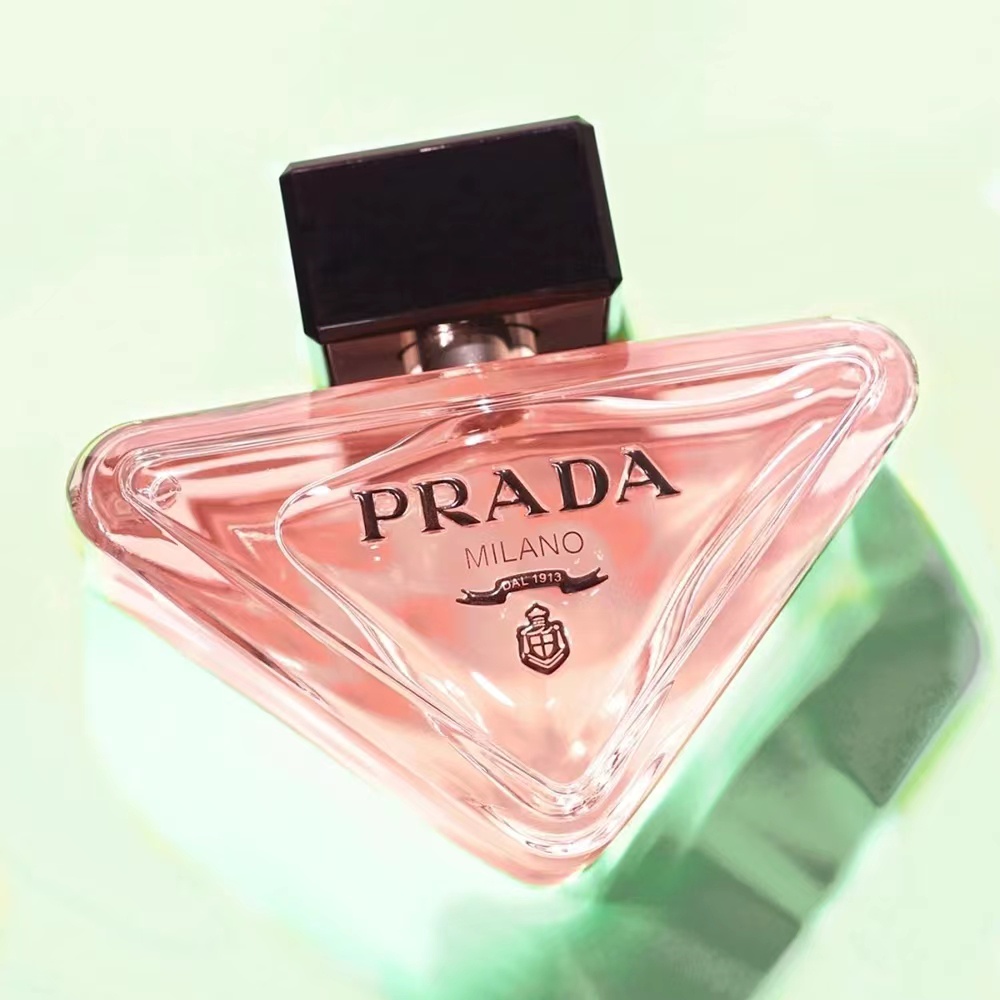 Yolo Yolo Yolo ❤  Nước Hoa Prada Hương Hoa Gỗ Lâu Trôi 90ml