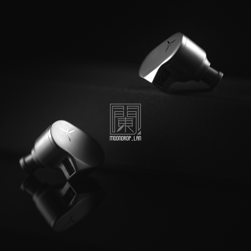 Tai nghe điều khiển năng động Moondrop LAN 1DD Tai nghe HiFi trong tai có độ phân giải thấp hút cao với cáp có thể tháo rời 0,78mm