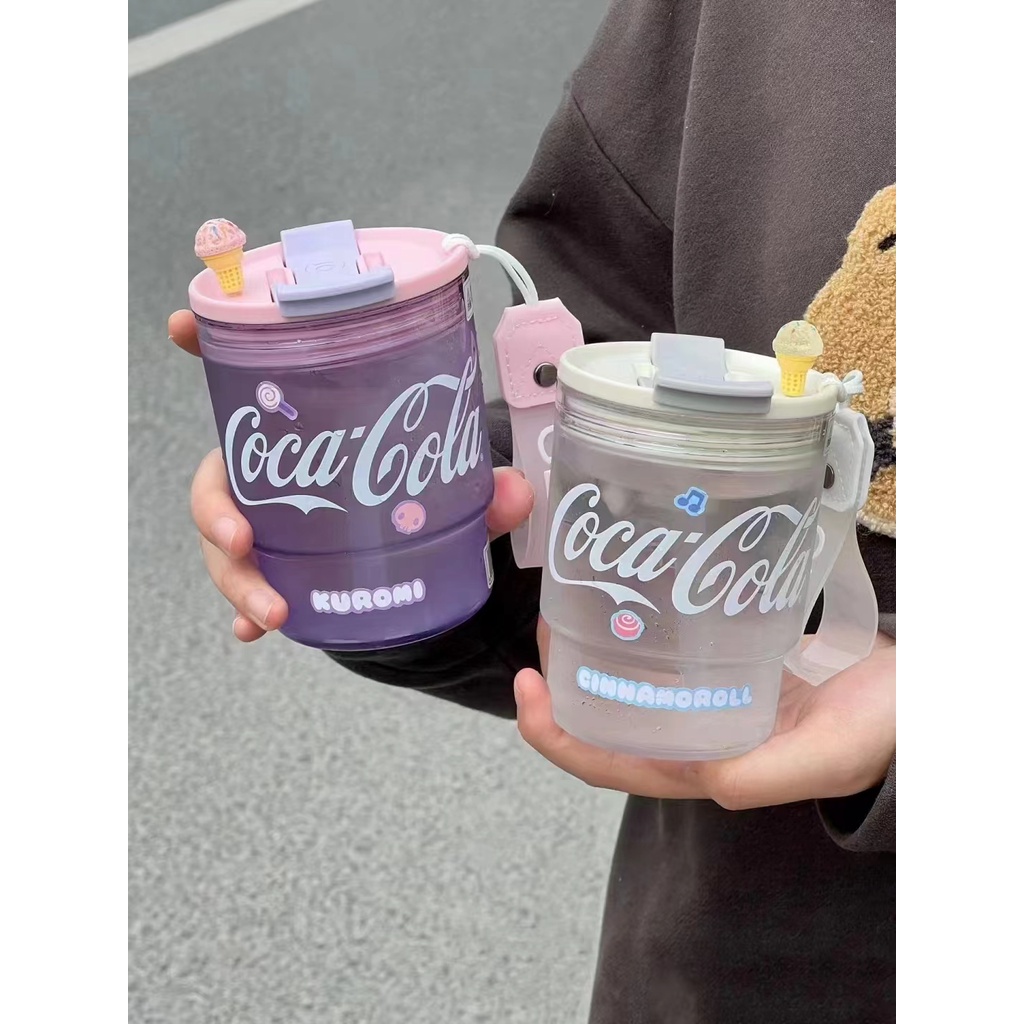 Ảnh Cốc nước APIYOO chất liệu tritan đảm bảo sức khỏe có ống hút kết hợp thương hiệu Coca Cola 390ml 2
