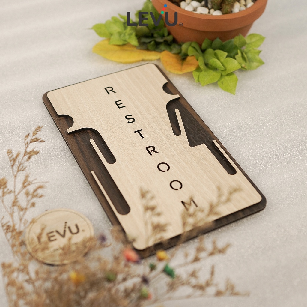 Bảng hiệu gỗ Restroom nghệ thuật dán cửa phòng vệ sinh LEVU-TL36