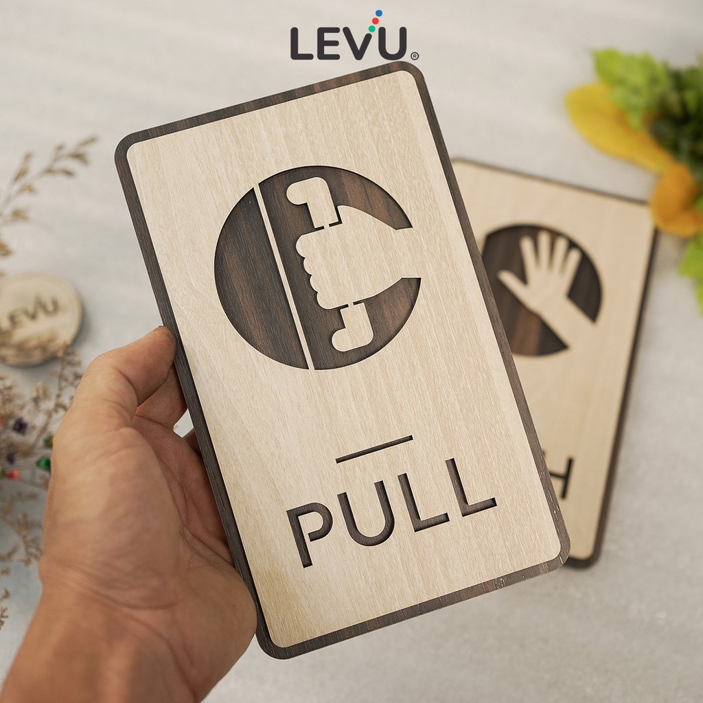 Bộ 2 bảng gỗ Pull Push dán cửa ra vào trang trí hiện đại LEVU-TP13